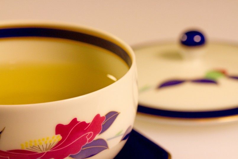 Green Tea in floral cup