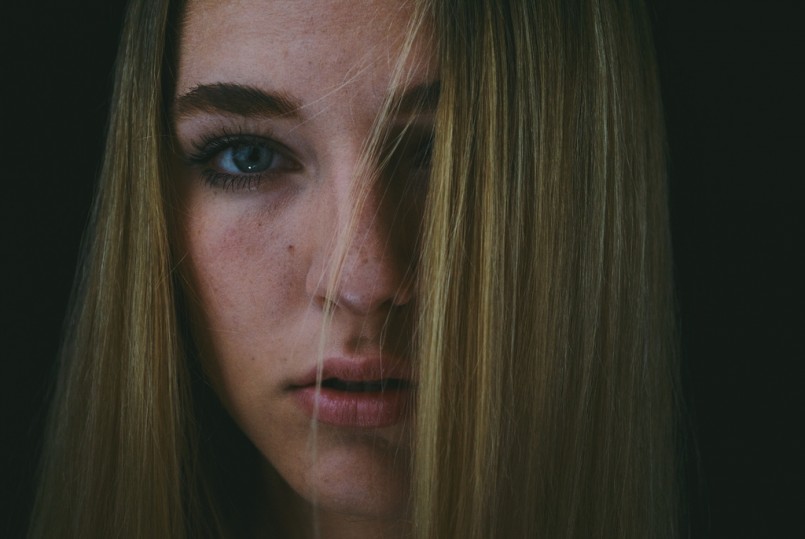 thick beautiful eyebrows