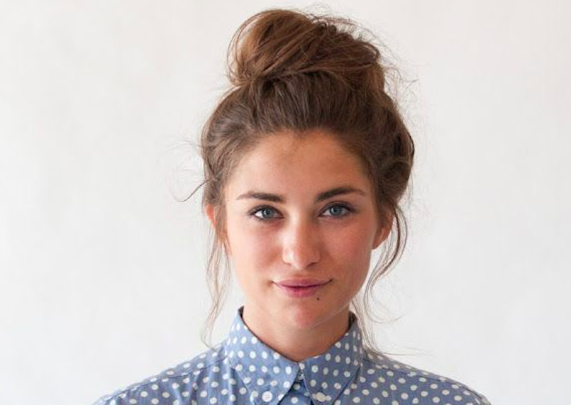 top knot bun on brunette hair