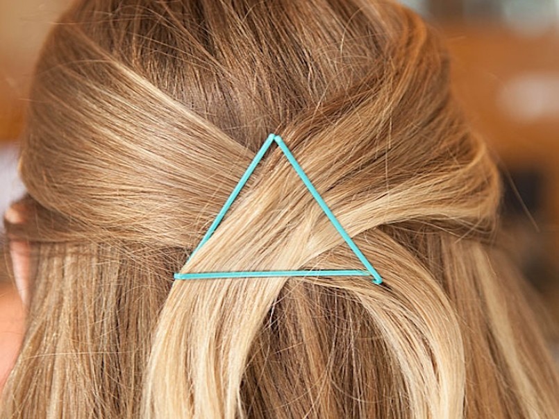 triangle bobby pin