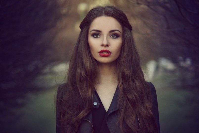 Pull Off Dark Lipstick With These 7 Tips