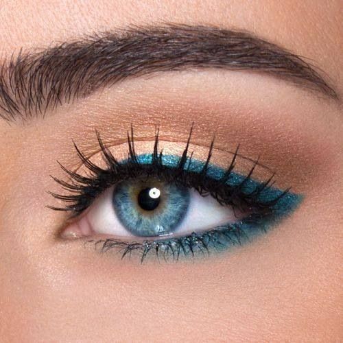 pop of blue