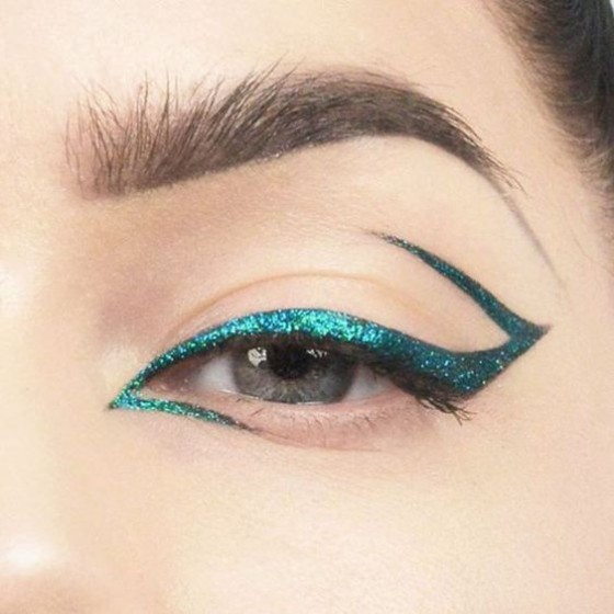 Eye shadow