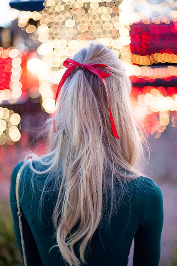 holidays red bow half up